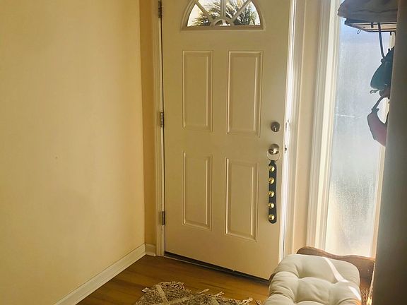 2nd image of 19288 Potomac Cir #684