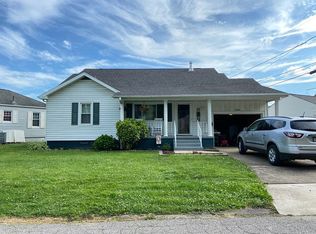 2005 Benedict Cir, Saint Albans, WV 25177