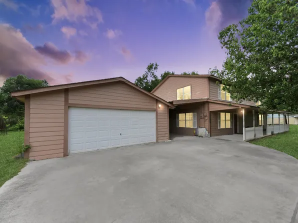 17106 Moss Oaks Dr, Conroe, TX 77385