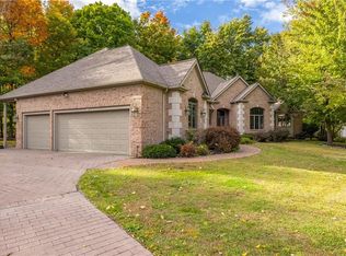 45 Cedar Ml #PVT, Rochester, NY 14626