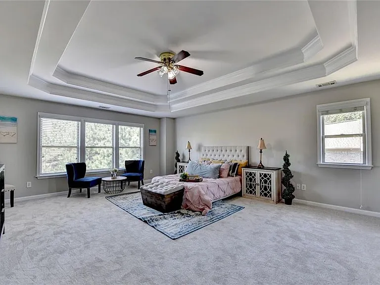 4805 Shelbourne Dr — Photo 49