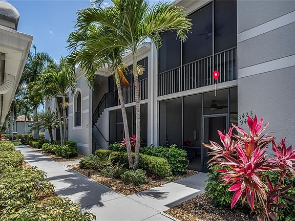 3rd image of 10044 Siesta Bay Dr #9413