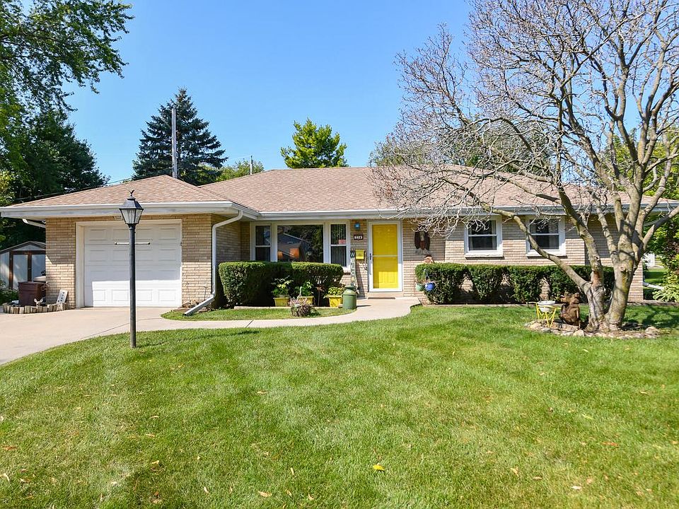 1st image of 234 Millwood LANE