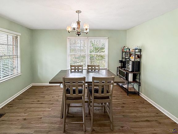5th image of 3209 Lennox Dr