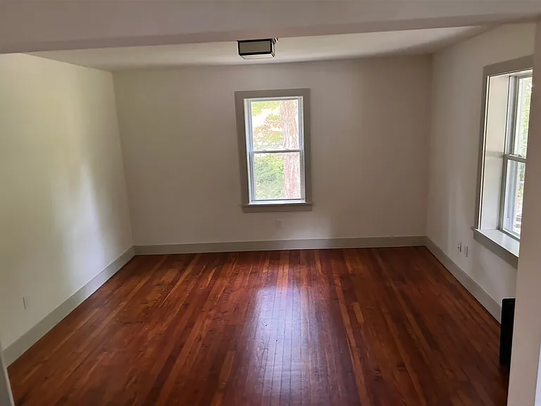 34 Garden St #1 — Photo 8