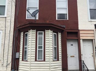 33 E Collom St, Philadelphia, PA 19144