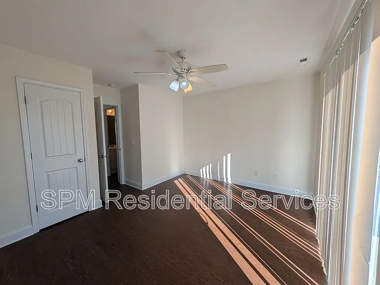 726 Kidder St — Photo 9
