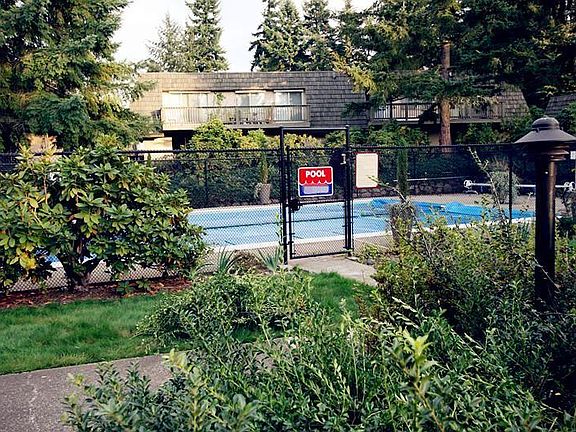 2nd image of 1420 153rd Ave NE Unit 3716