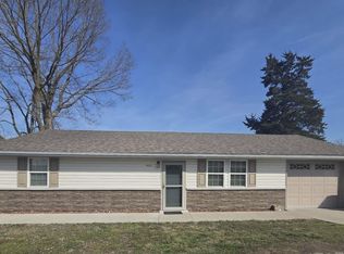 1406 Birdsong St, California, MO 65018