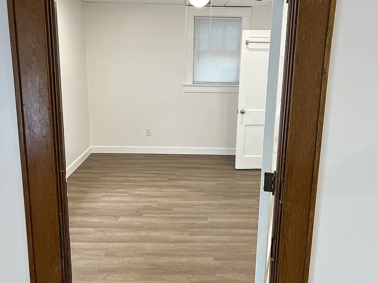321 Waitman St #B — Photo 26