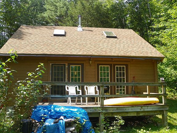 SRL9T All Mountain Rentals Exterior Rear Deck