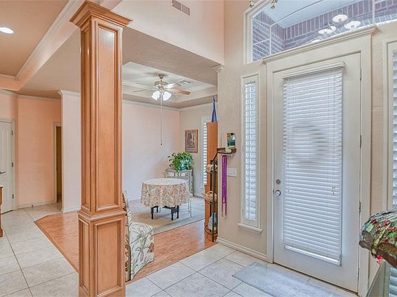 4th image of 3016 SW 110th St