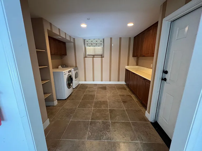 486 Virginia Pine Ter — Photo 13