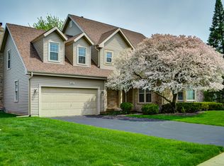 1231 Montego Ct, Elk Grove Village, IL 60007
