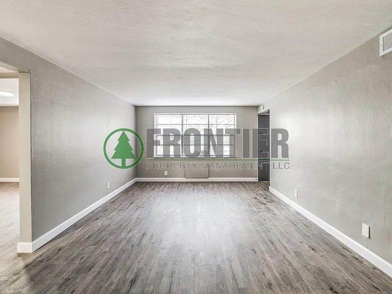 1000 Wild Cherry Ln — Photo 20