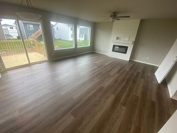 2nd image of 4027 NE 6th St