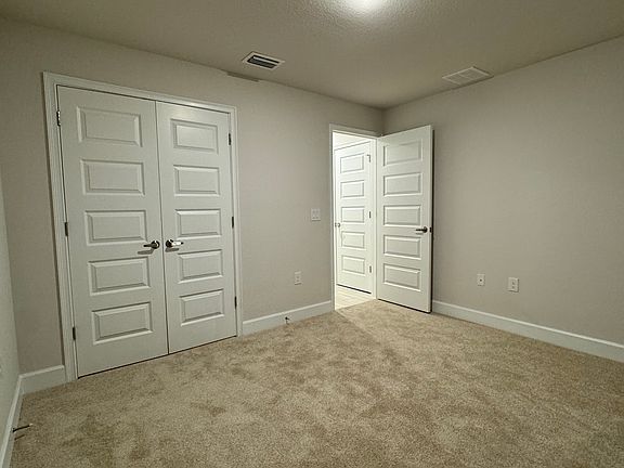 4th image of 513 Windermere Dr #2