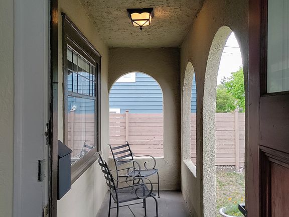 Front porch with arched entry