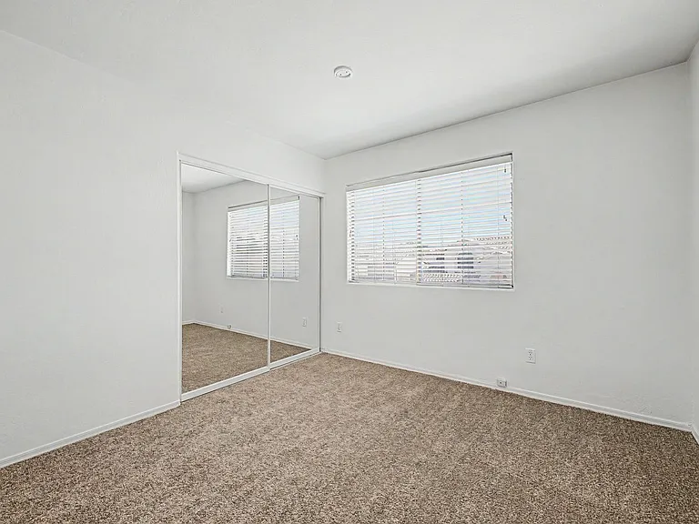 4432 E Meadow Dr — Photo 31