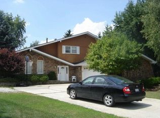 12332 W Tim Tam Ct, Orland Park, IL 60467