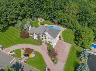 27 Pyngyp Rd, Stony Pt, NY 10980