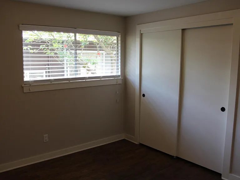 5013 Sand Point Pl NE #A — Photo 8