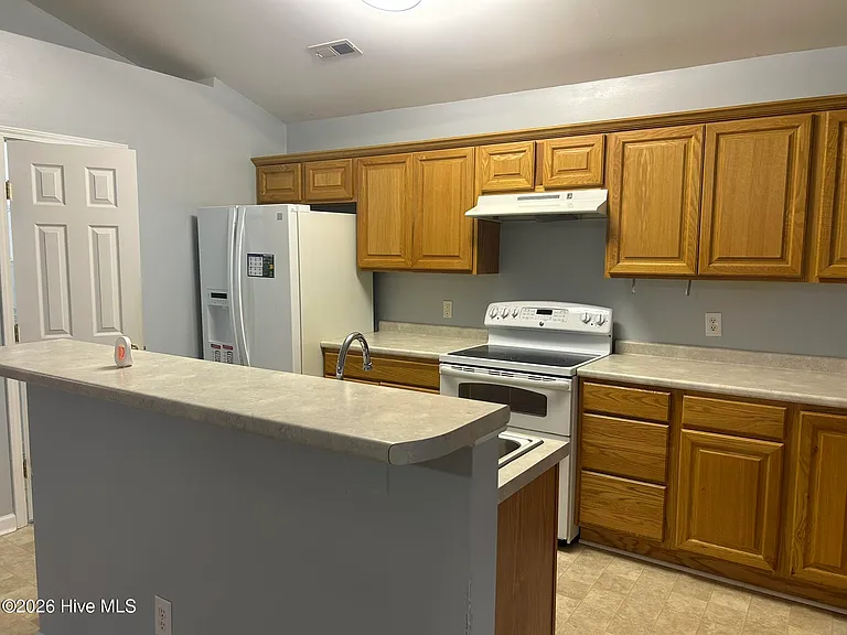 212 W Woodbine Ter — Photo 7