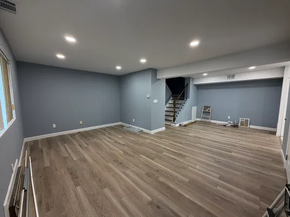 266 Feller Dr #1, Central Islip, NY 11722