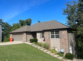 160 Cedar Wood Ave, Branson, MO 65616