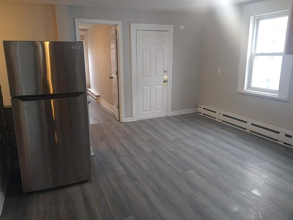 3rd image of 46 Liberty St #2