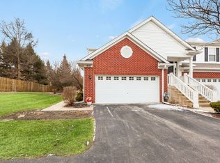 1607 Millbrook Dr #1607, Algonquin, IL 60102