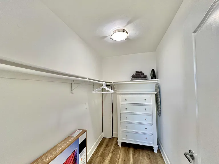 2828 University Ave #301 — Photo 16
