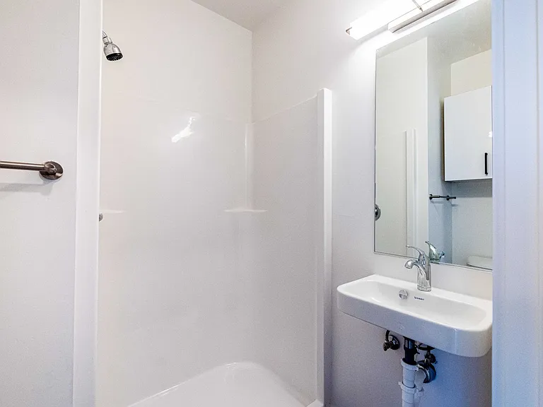 Freya Apartments - Private Studios + Social Connection — Photo 18
