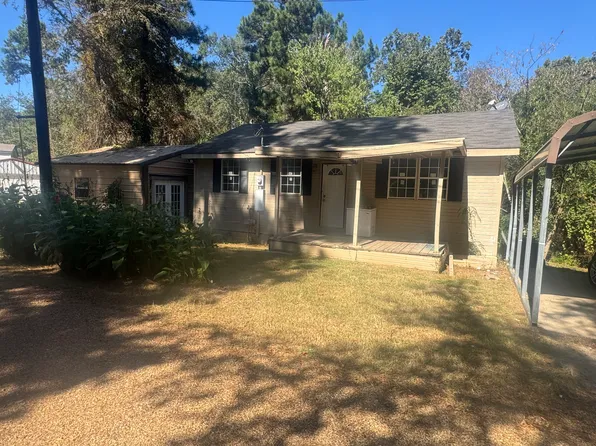 778 Westwood Dr, Chandler, TX 75758