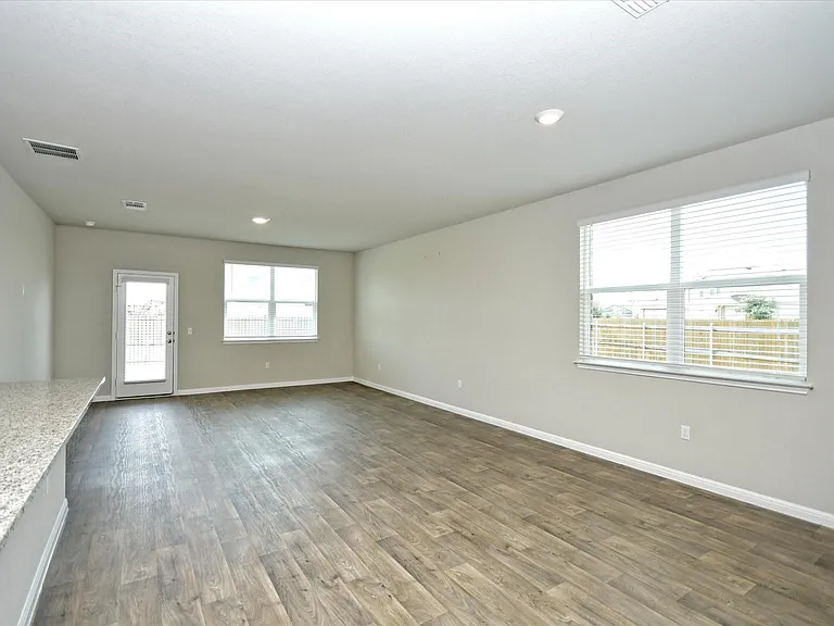 413 Rainmaker Ln — Photo 11