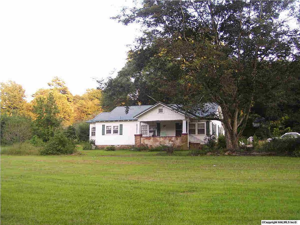2nd image of 1039 Lay Springs Rd