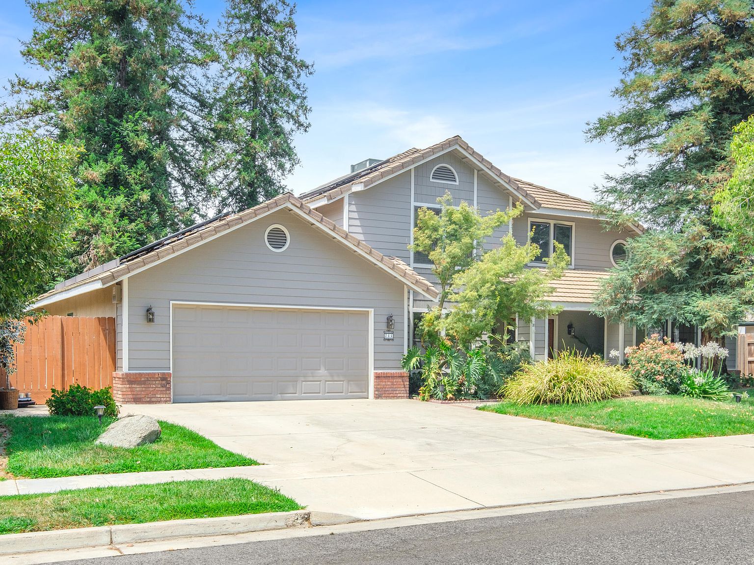 244 E Wilson Avenue, Tulare, CA 93274 Zillow