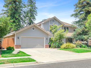 244 E Wilson Ave, Tulare, CA