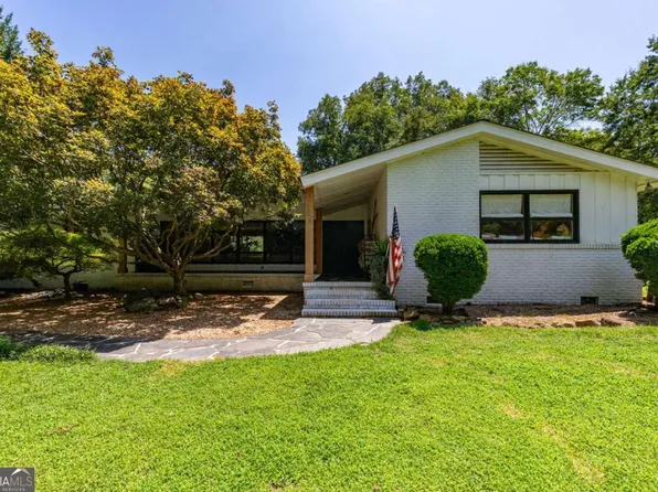 2425 Spratlin Mill Rd, Hull, GA 30646