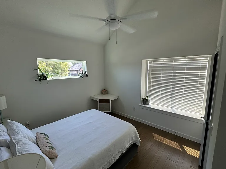 1181 Sarabeth Way — Photo 12