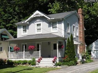 286 Miles Rd, Chagrin Falls, OH 44022