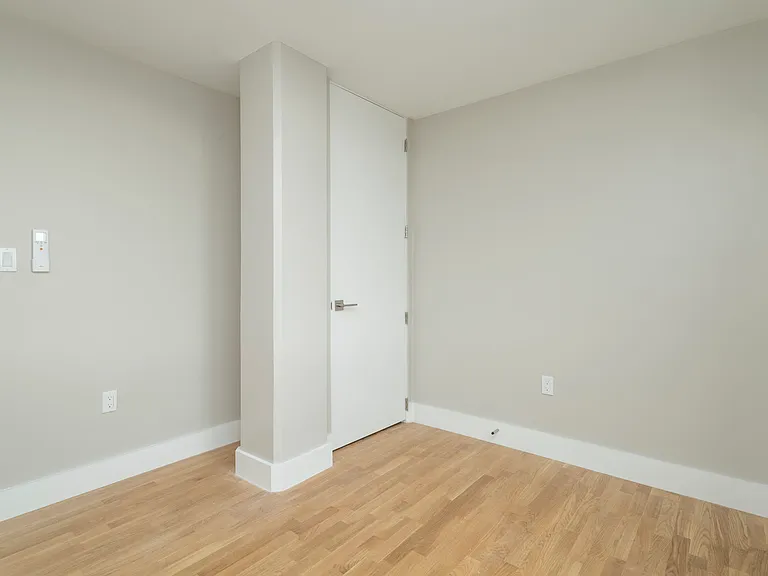 334 Harvard St #K7 — Photo 7