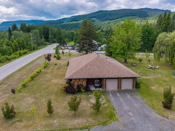 337 Sunshine Valley Rd, Clearwater, BC V0E 1N2