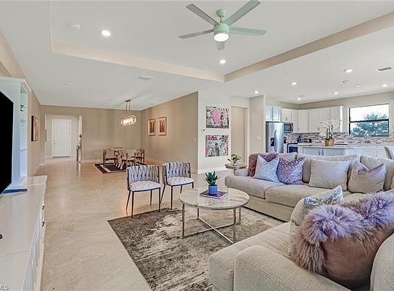 3rd image of 2305 Tangerine Ln