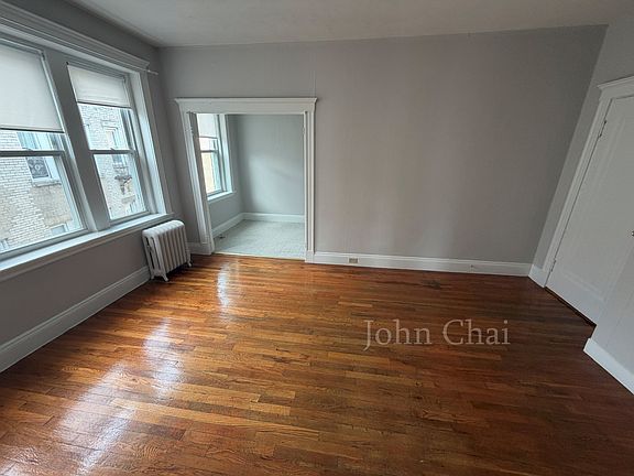 5th image of 225 Kelton St APT 18