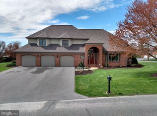 3381 Carnoustie Dr, Chambersburg, PA