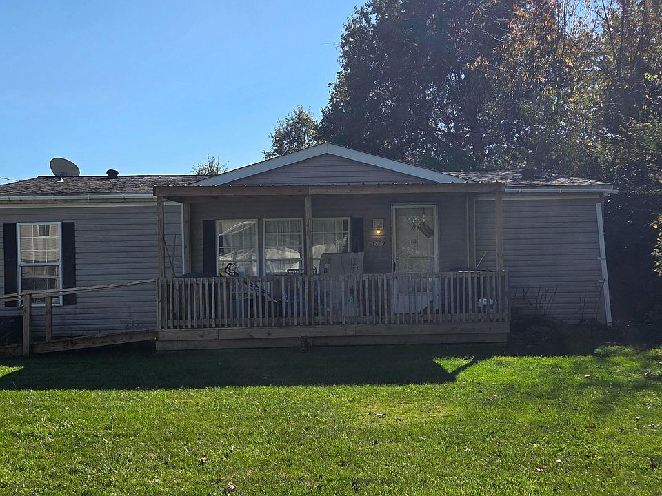 1st image of 1739 Harris Dr