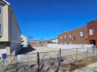 716 N 6th St, Newark, NJ