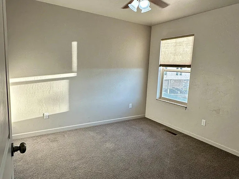 Upstairs 2nd Master Bedroom