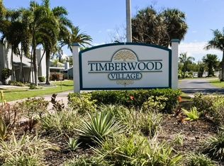 6024 Timberwood Cir APT 220, Fort Myers, FL 33908